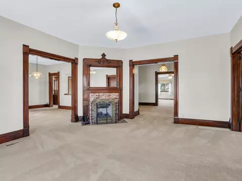 300 S Macon St, Bement, IL 61813 photo 11