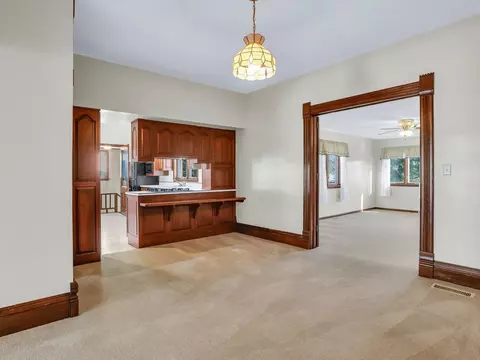 300 S Macon St, Bement, IL 61813 photo 22