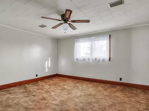 300 S Macon St, Bement, IL 61813 photo 35