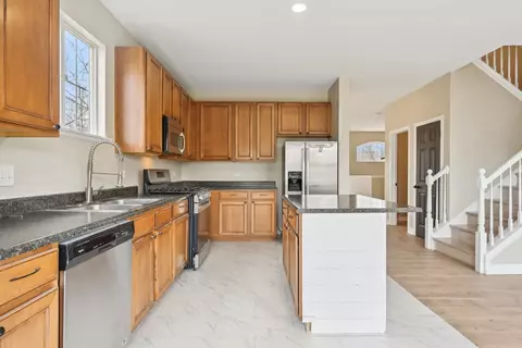 Other - 264 Comstock Dr, Elgin, IL 60123 photo 12 of 36