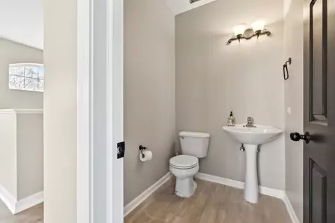 Other - 264 Comstock Dr, Elgin, IL 60123 photo 13 of 36