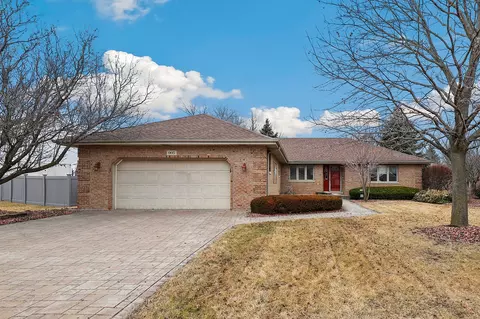 905 White Ln, New Lenox, IL 60451