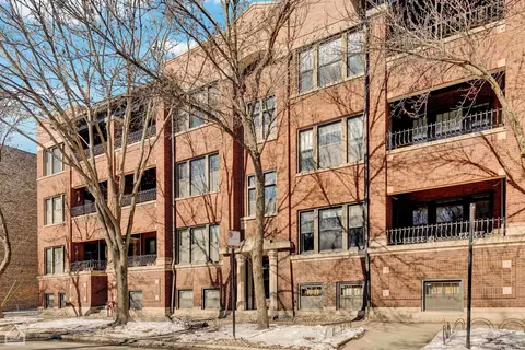 1846 W Berteau Ave #2, Chicago, IL 60613