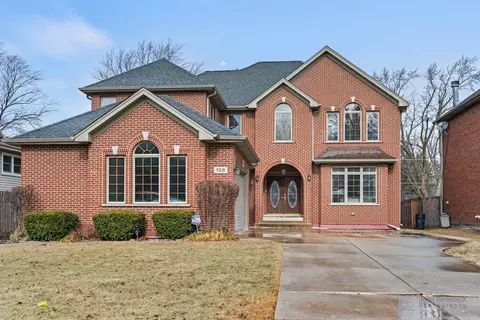 108 Oakwood Ave, Des Plaines, IL 60016