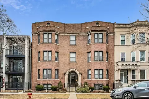 4529 S Prairie Ave #1S, Chicago, IL 60653
