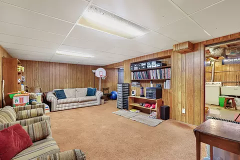 2016 E Woodview Dr, Mount Prospect, IL 60056 photo 30