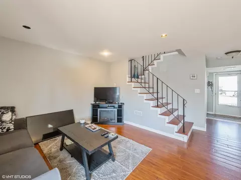 Living - 2012 Raleigh Pl, Hoffman Estates, IL 60169 photo 1 of 2
