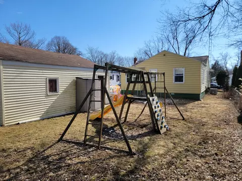 708 E Wood St, Bloomington, IL 61701 photo 23