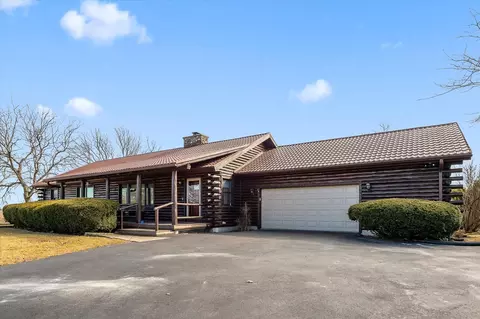 7550 Plattville Rd, Yorkville, IL 60560