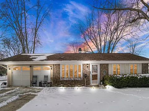630 Sienna Dr, Schaumburg, IL 60193