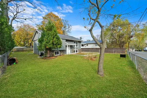 Exterior - 34716 N Holman Ave, Ingleside, IL 60041 photo 11 of 11