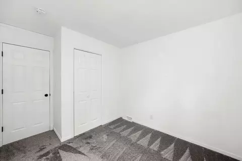 Bedroom - 34716 N Holman Ave, Ingleside, IL 60041 photo 2 of 5