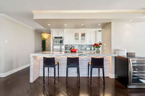 111 E Chestnut St #51A, Chicago, IL 60611 photo 18