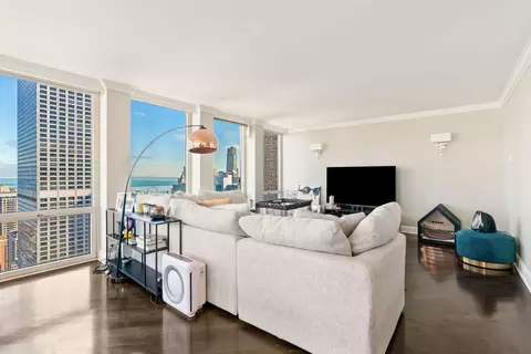 111 E Chestnut St #51A, Chicago, IL 60611 photo 14