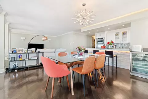 111 E Chestnut St #51A, Chicago, IL 60611 photo 10