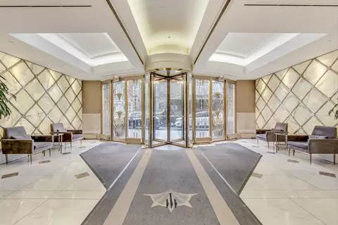 111 E Chestnut St #51A, Chicago, IL 60611 photo 5