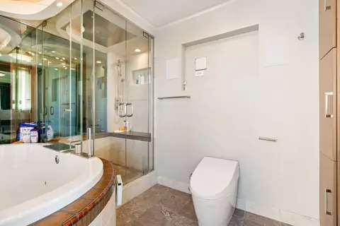 111 E Chestnut St #51A, Chicago, IL 60611 photo 28