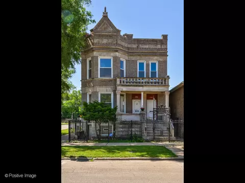2901 W Arthington St, Chicago, IL 60612