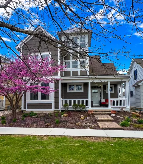 9 Cottage Grn, Ottawa, IL 61350