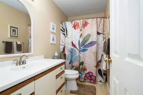Bath - Undisclosed, Normal, IL 61761 photo 1 of 2