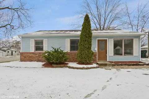 3621 Peach Grove Ln, Hazel Crest, IL 60429
