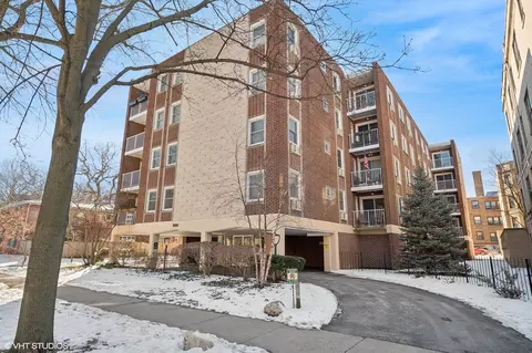 1310 Maple Ave #3B, Evanston, IL 60201