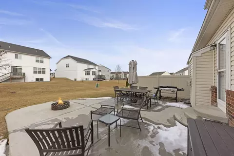 Exterior - 12920 Blue Spruce Dr, Plainfield, IL 60585 photo 2 of 6