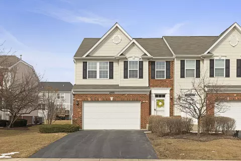 12920 Blue Spruce Dr, Plainfield, IL 60585