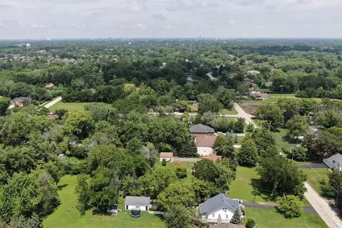 6136 Bentley Ave, Willowbrook, IL 60527 photo 7