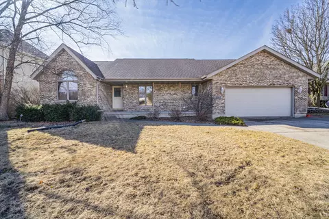 1805 Jared Dr, Crest Hill, IL 60403