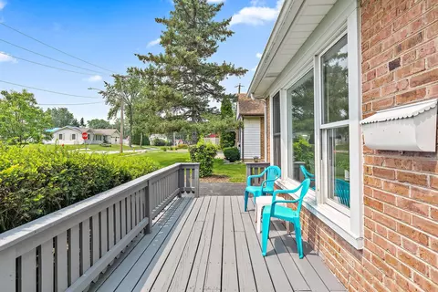 152 E Daniels Rd, Palatine, IL 60067 photo 3
