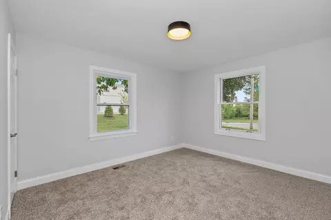 152 E Daniels Rd, Palatine, IL 60067 photo 38
