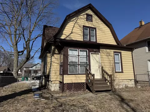 Exterior - 112 Bowen Pl, Joliet, IL 60433 photo 2 of 3