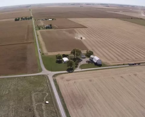 View/Area - 910 Cr 2200 Rd E, Sidney, IL 61877 photo 14 of 18