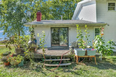 Exterior - 910 Cr 2200 Rd E, Sidney, IL 61877 photo 5 of 12