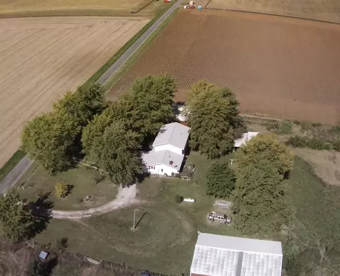 View/Area - 910 Cr 2200 Rd E, Sidney, IL 61877 photo 2 of 18