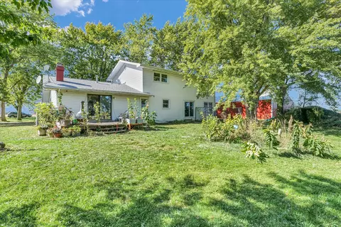 Exterior - 910 Cr 2200 Rd E, Sidney, IL 61877 photo 10 of 12