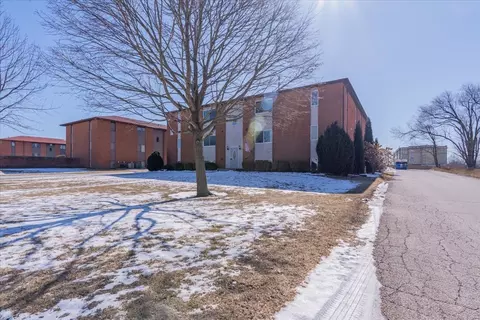 4 Willedrob Rd #3, Bloomington, IL 61701 photo 14