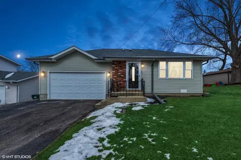 22114 W Loon Dr, Antioch, IL 60002