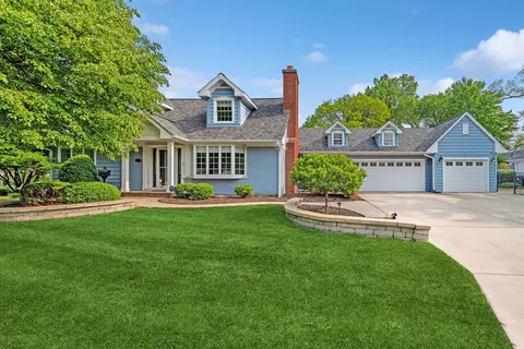 711 E Park St, Arlington Heights, IL 60005