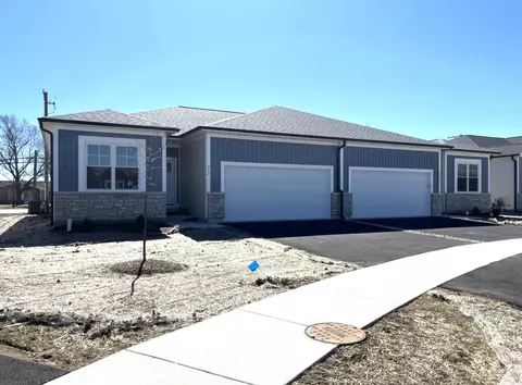 952 Partridge Cir, Marengo, IL 60152