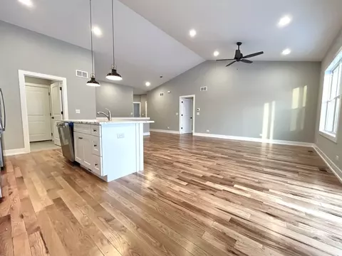 952 Partridge Cir, Marengo, IL 60152 photo 3
