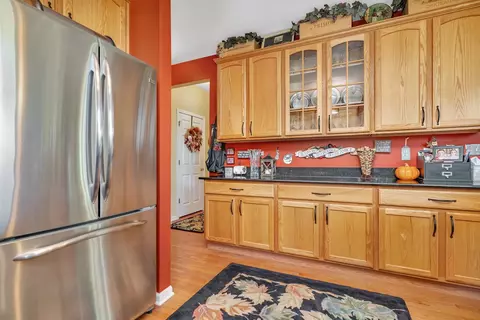405 Hackney Ln, Oswego, IL 60543 photo 10