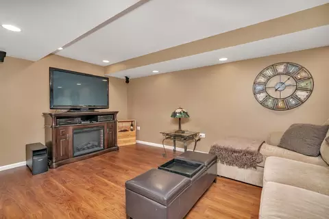 405 Hackney Ln, Oswego, IL 60543 photo 22