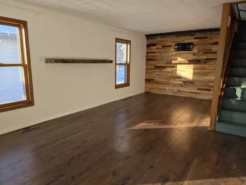 Living - 2840 W Scioto Mills Rd, Freeport, IL 61032 photo 1 of 6
