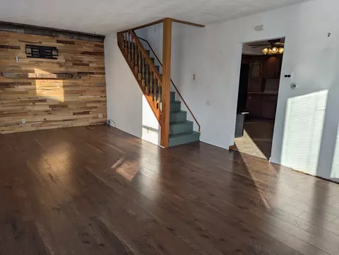 Living - 2840 W Scioto Mills Rd, Freeport, IL 61032 photo 2 of 6