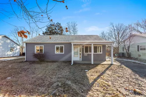 2012 Cynthia Dr, Champaign, IL 61821