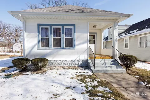 982 S Osborn Ave, Kankakee, IL 60901