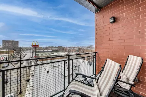 4962 N Milwaukee Ave #4A, Chicago, IL 60630 photo 10