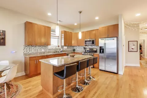 4962 N Milwaukee Ave #4A, Chicago, IL 60630 photo 7